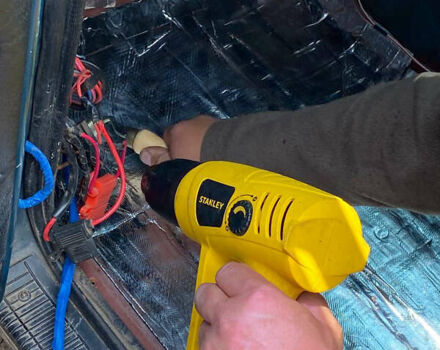 Зеленый ВАЗ 21214, объемом двигателя 1.7 л и пробегом 200 тыс. км за 3699 $, фото 11 на Automoto.ua