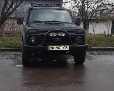 Зеленый ВАЗ 21214, объемом двигателя 1.7 л и пробегом 148 тыс. км за 2800 $, фото 5 на Automoto.ua