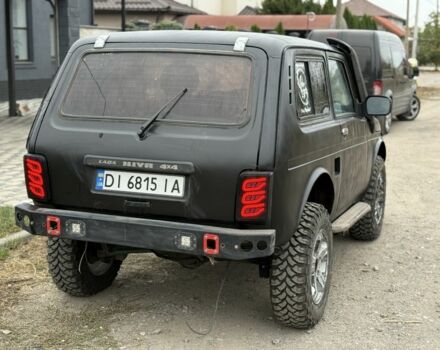 Зеленый ВАЗ 21214, объемом двигателя 1.7 л и пробегом 3 тыс. км за 3999 $, фото 4 на Automoto.ua