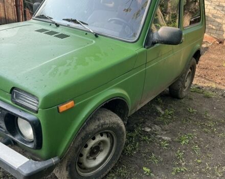 Зелений ВАЗ 21214, об'ємом двигуна 1.7 л та пробігом 2 тис. км за 3000 $, фото 4 на Automoto.ua