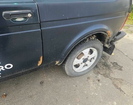 Зелений ВАЗ 21214, об'ємом двигуна 1.7 л та пробігом 300 тис. км за 1787 $, фото 7 на Automoto.ua