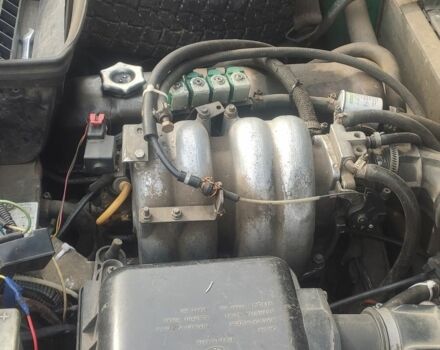 Зеленый ВАЗ 21214, объемом двигателя 1.7 л и пробегом 32 тыс. км за 3000 $, фото 2 на Automoto.ua