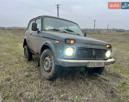 Зеленый ВАЗ 21214, объемом двигателя 0 л и пробегом 200 тыс. км за 1350 $, фото 9 на Automoto.ua