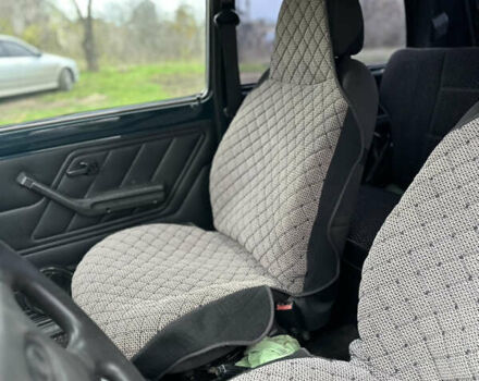 Зелений ВАЗ 21214, об'ємом двигуна 1.7 л та пробігом 105 тис. км за 4700 $, фото 8 на Automoto.ua