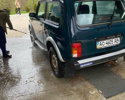 Зеленый ВАЗ 21214, объемом двигателя 1.7 л и пробегом 55 тыс. км за 3600 $, фото 1 на Automoto.ua