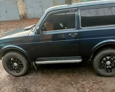 Зеленый ВАЗ 21214, объемом двигателя 1.7 л и пробегом 218 тыс. км за 4500 $, фото 3 на Automoto.ua