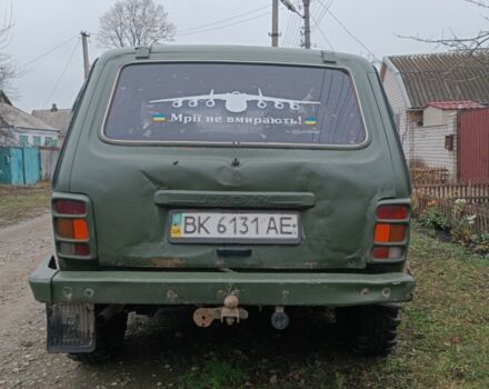 Зелений ВАЗ 21214, об'ємом двигуна 1.7 л та пробігом 220 тис. км за 2300 $, фото 3 на Automoto.ua