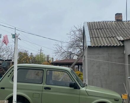Зелений ВАЗ 21214, об'ємом двигуна 1.7 л та пробігом 300 тис. км за 2607 $, фото 4 на Automoto.ua