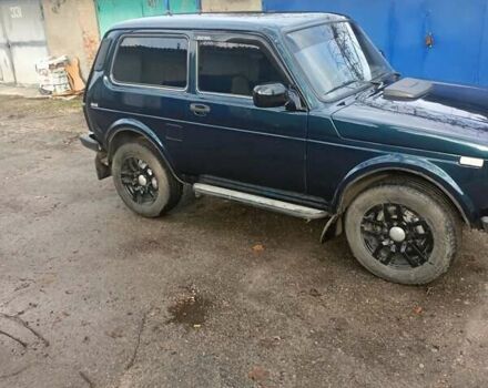 Зеленый ВАЗ 21214, объемом двигателя 1.7 л и пробегом 218 тыс. км за 4500 $, фото 1 на Automoto.ua