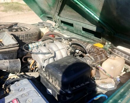 Зеленый ВАЗ 21214, объемом двигателя 1.7 л и пробегом 12 тыс. км за 5500 $, фото 5 на Automoto.ua