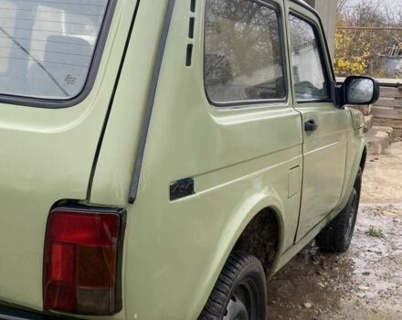 Зелений ВАЗ 21214, об'ємом двигуна 1.7 л та пробігом 300 тис. км за 2607 $, фото 3 на Automoto.ua