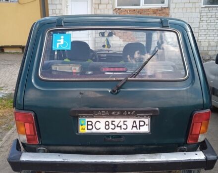 Зелений ВАЗ 21214, об'ємом двигуна 1.6 л та пробігом 62 тис. км за 3200 $, фото 5 на Automoto.ua