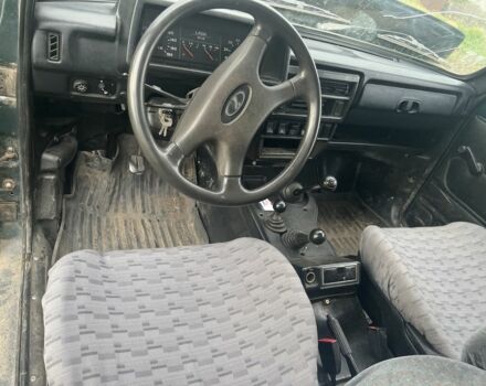 Зеленый ВАЗ 21214, объемом двигателя 0 л и пробегом 3 тыс. км за 2300 $, фото 6 на Automoto.ua