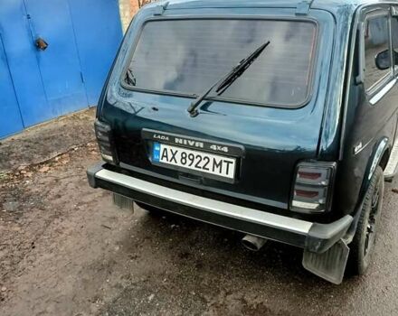 Зеленый ВАЗ 21214, объемом двигателя 1.7 л и пробегом 218 тыс. км за 4500 $, фото 2 на Automoto.ua