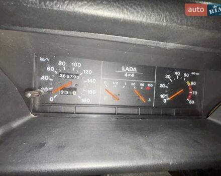 Зелений ВАЗ 21214, об'ємом двигуна 1.7 л та пробігом 270 тис. км за 4300 $, фото 1 на Automoto.ua