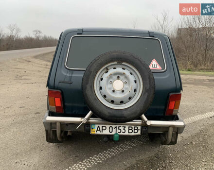 Зеленый ВАЗ 21214, объемом двигателя 1.7 л и пробегом 175 тыс. км за 3300 $, фото 5 на Automoto.ua