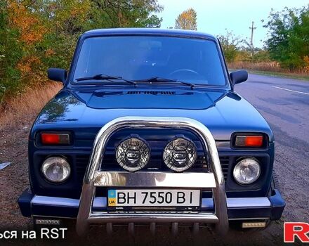 Зелений ВАЗ 21214, об'ємом двигуна 1.7 л та пробігом 118 тис. км за 3800 $, фото 5 на Automoto.ua