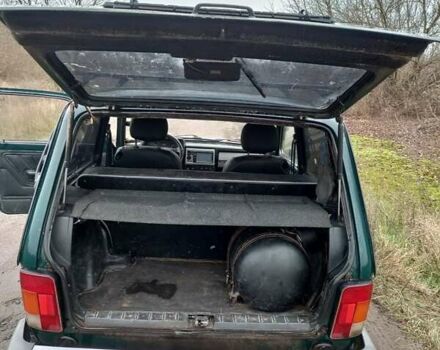 Зелений ВАЗ 21214, об'ємом двигуна 1.7 л та пробігом 151 тис. км за 2800 $, фото 4 на Automoto.ua