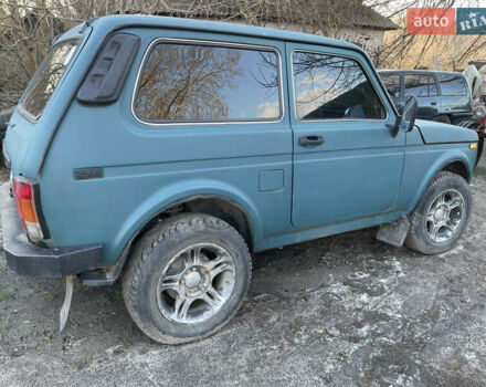 Зеленый ВАЗ 21214, объемом двигателя 1.7 л и пробегом 235 тыс. км за 3200 $, фото 2 на Automoto.ua