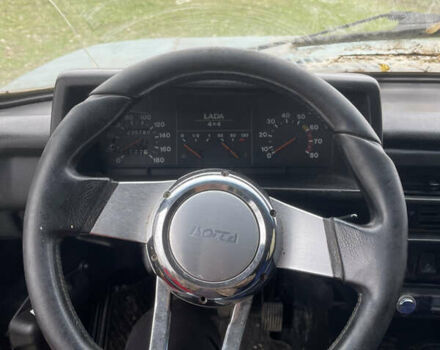 Зелений ВАЗ 21214, об'ємом двигуна 1.7 л та пробігом 235 тис. км за 2700 $, фото 7 на Automoto.ua