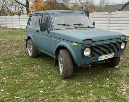 Зелений ВАЗ 21214, об'ємом двигуна 1.7 л та пробігом 235 тис. км за 2700 $, фото 4 на Automoto.ua