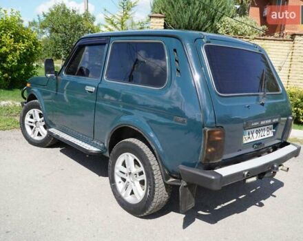 Зелений ВАЗ 21214, об'ємом двигуна 1.7 л та пробігом 147 тис. км за 3999 $, фото 1 на Automoto.ua