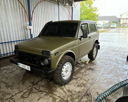 Зелений ВАЗ 21214, об'ємом двигуна 1.7 л та пробігом 140 тис. км за 4500 $, фото 6 на Automoto.ua