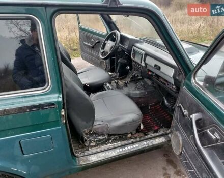 Зелений ВАЗ 21214, об'ємом двигуна 1.7 л та пробігом 151 тис. км за 2800 $, фото 3 на Automoto.ua
