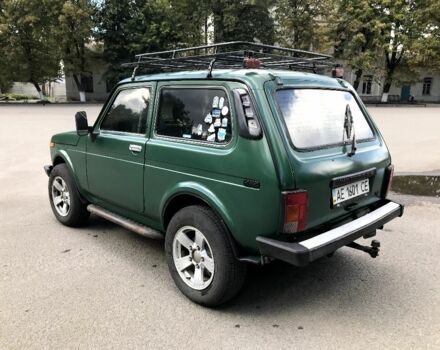 Зеленый ВАЗ 21214, объемом двигателя 1.7 л и пробегом 300 тыс. км за 3000 $, фото 3 на Automoto.ua