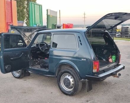 Зеленый ВАЗ 21214, объемом двигателя 1.7 л и пробегом 222 тыс. км за 3800 $, фото 4 на Automoto.ua
