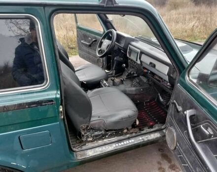 Зелений ВАЗ 21214, об'ємом двигуна 1.7 л та пробігом 151 тис. км за 2800 $, фото 9 на Automoto.ua