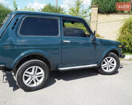 Зелений ВАЗ 21214, об'ємом двигуна 1.7 л та пробігом 147 тис. км за 3999 $, фото 9 на Automoto.ua