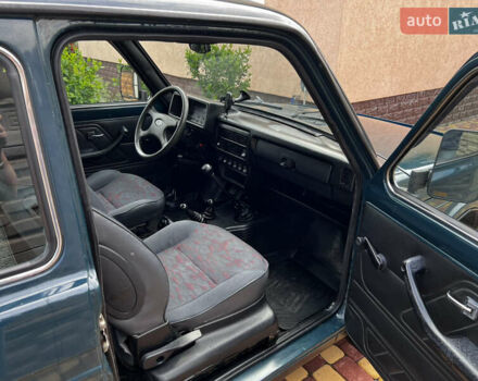 Зелений ВАЗ 21214, об'ємом двигуна 1.7 л та пробігом 80 тис. км за 4200 $, фото 17 на Automoto.ua