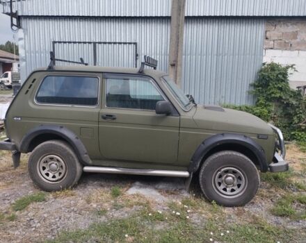Зелений ВАЗ 21214, об'ємом двигуна 2 л та пробігом 150 тис. км за 3800 $, фото 2 на Automoto.ua
