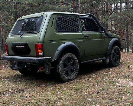 ВАЗ 21214 2010 в Днепре (Днепропетровске) на Automoto.ua Зеленый ВАЗ 21214, объемом двигателя 1.7 л и пробегом 122 тыс. км за 7000 $, фото 10 на Automoto.ua