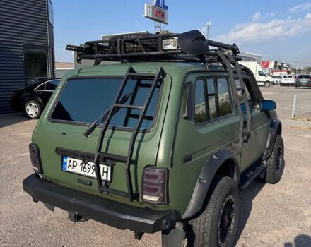 Зеленый ВАЗ 21214, объемом двигателя 1.69 л и пробегом 175 тыс. км за 6999 $, фото 3 на Automoto.ua