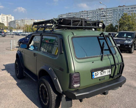 Зеленый ВАЗ 21214, объемом двигателя 1.69 л и пробегом 175 тыс. км за 6999 $, фото 5 на Automoto.ua