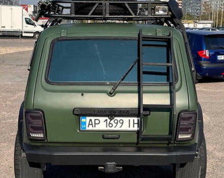 Зеленый ВАЗ 21214, объемом двигателя 1.69 л и пробегом 175 тыс. км за 6999 $, фото 4 на Automoto.ua