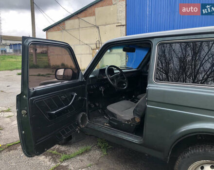 Зеленый ВАЗ 21214, объемом двигателя 1.7 л и пробегом 141 тыс. км за 4700 $, фото 4 на Automoto.ua