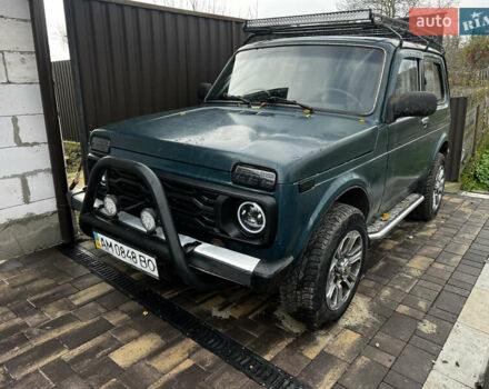 Зеленый ВАЗ 21214, объемом двигателя 1.69 л и пробегом 205 тыс. км за 3300 $, фото 2 на Automoto.ua