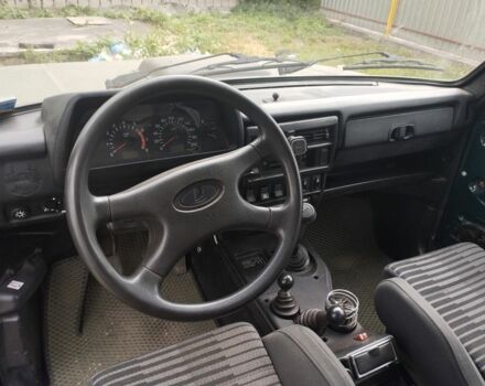 Зелений ВАЗ 21214, об'ємом двигуна 2 л та пробігом 150 тис. км за 3800 $, фото 5 на Automoto.ua