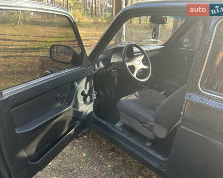 Зелений ВАЗ 21214, об'ємом двигуна 1.7 л та пробігом 208 тис. км за 3300 $, фото 7 на Automoto.ua
