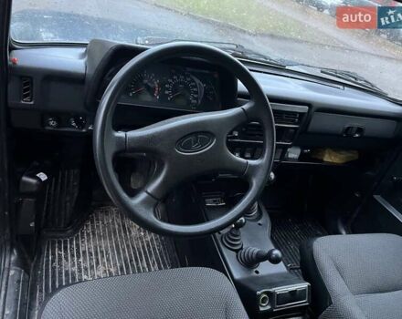Зеленый ВАЗ 21214, объемом двигателя 1.7 л и пробегом 150 тыс. км за 3500 $, фото 4 на Automoto.ua