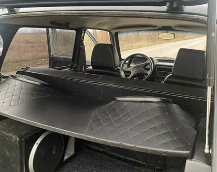 Зеленый ВАЗ 21214, объемом двигателя 1.7 л и пробегом 230 тыс. км за 3800 $, фото 7 на Automoto.ua