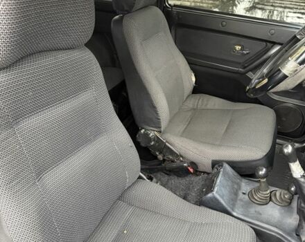 Зелений ВАЗ 21214, об'ємом двигуна 1.7 л та пробігом 170 тис. км за 3999 $, фото 4 на Automoto.ua