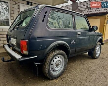 Зеленый ВАЗ 21214, объемом двигателя 1.7 л и пробегом 300 тыс. км за 3000 $, фото 3 на Automoto.ua