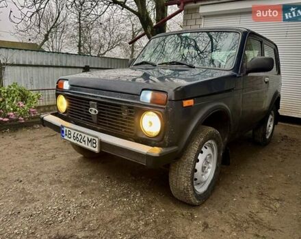 Зеленый ВАЗ 21214, объемом двигателя 1.7 л и пробегом 300 тыс. км за 3000 $, фото 1 на Automoto.ua