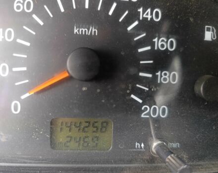 Зеленый ВАЗ 21214, объемом двигателя 1.7 л и пробегом 144 тыс. км за 4500 $, фото 2 на Automoto.ua