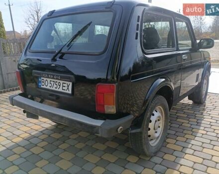 Зелений ВАЗ 21214, об'ємом двигуна 1.69 л та пробігом 260 тис. км за 2950 $, фото 1 на Automoto.ua