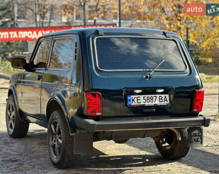 Зеленый ВАЗ 21214, объемом двигателя 1.69 л и пробегом 431 тыс. км за 4299 $, фото 3 на Automoto.ua